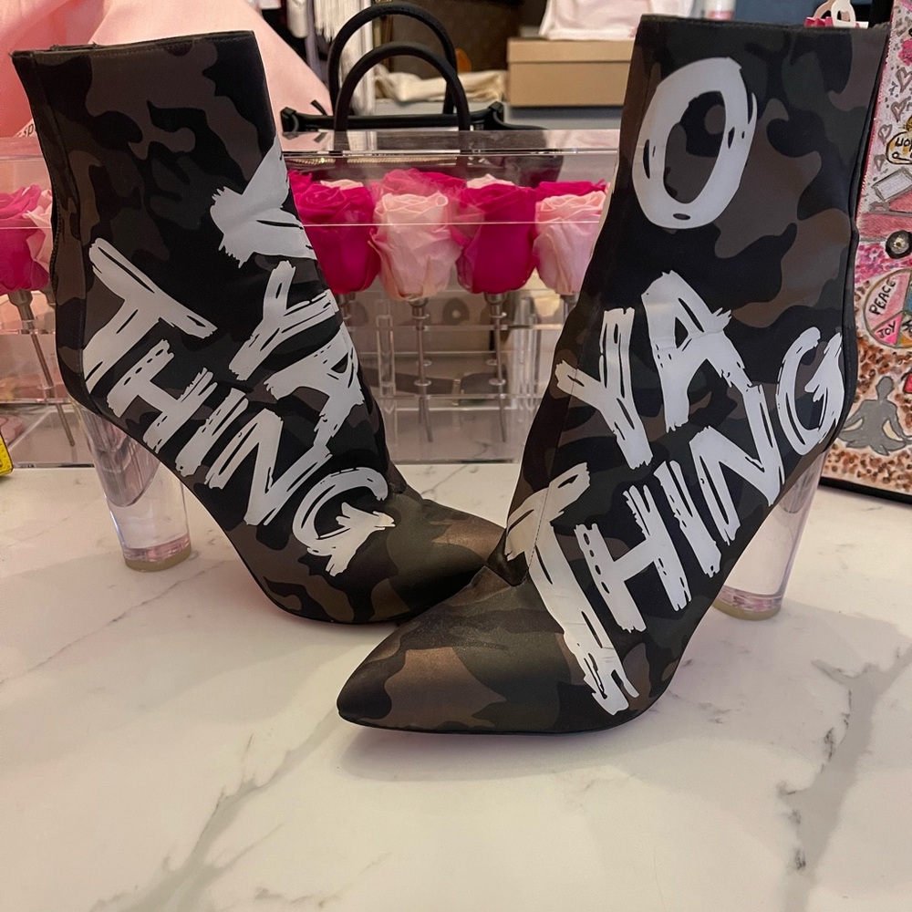Preloved unique Aldo booties